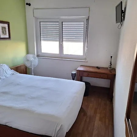 Pensión Mafra Guest House