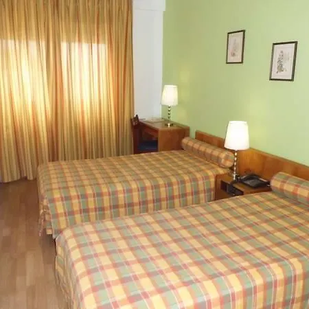 Mafra Guest House Affittacamere 3*