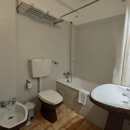 Mafra Guest House Gasthuis 3*